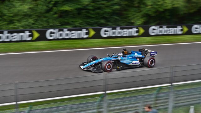 Williams FW48 de Alexander Albon em Spa-Francorchamps, 2026