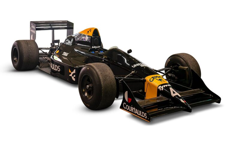Tyrrell 017